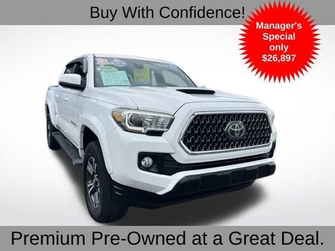 Used 2019 Toyota Tacoma TRD Sport image 1