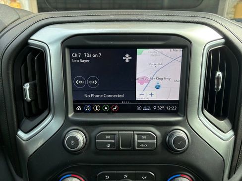 Used 2020 Chevrolet Silverado 2500 LTZ w/ LTZ Premium Package image 39