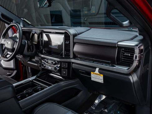 Used 2026 Ford F250 Platinum AWD/4WD image 18