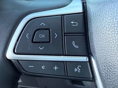 Certified 2025 Toyota Grand Highlander AWD image 12