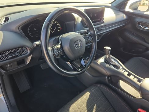 Certified 2025 Honda HR-V Sport image 12