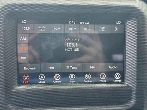 Used 2021 Jeep Wrangler Unlimited Rubicon w/ Dual Top Group AWD/4WD image 15