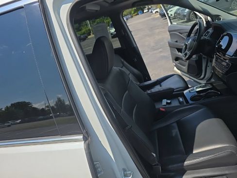 Used 2022 Honda Pilot Touring image 27