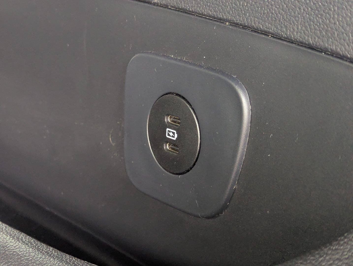 Used 2025 Ford Explorer ST-Line AWD/4WD image 31