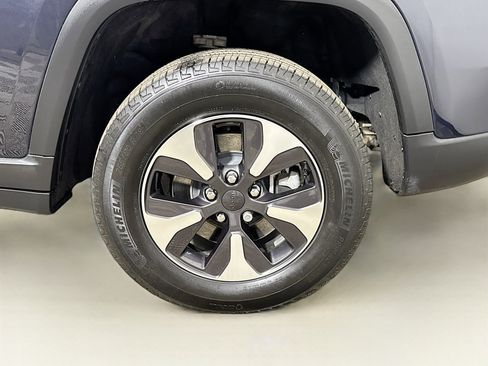 Used 2024 Jeep Grand Cherokee Limited 4xe AWD/4WD image 31