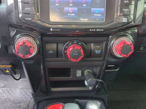 Used 2018 Toyota 4Runner TRD Off-Road image 19