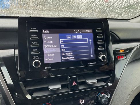 Used 2024 Toyota Camry LE image 36