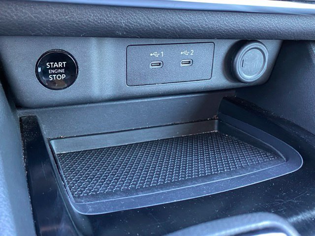 Used 2024 Nissan Rogue S FWD image 19