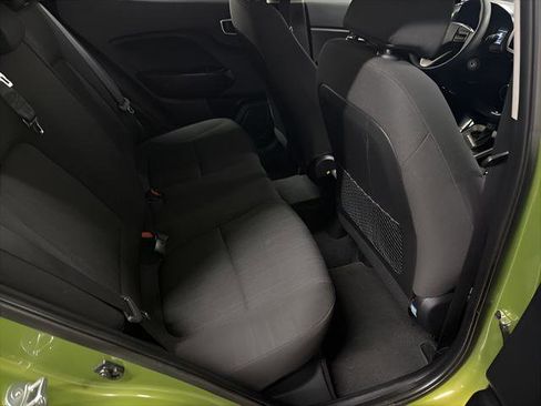 Used 2022 Hyundai Venue SE image 13