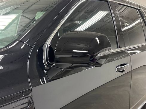 New 2026 GMC Yukon Elevation w/ LPO, Elevation Black Package image 10