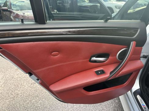 Used 2008 BMW M5 RWD image 18