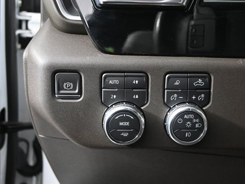 Used 2022 GMC Sierra 1500 SLT w/ SLT Premium Plus Package image 24