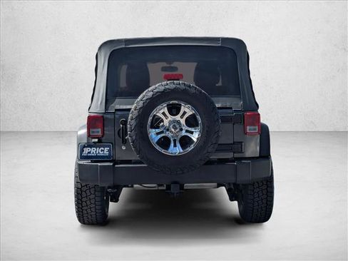 Used 2018 Jeep Wrangler Unlimited Sport S AWD/4WD image 7