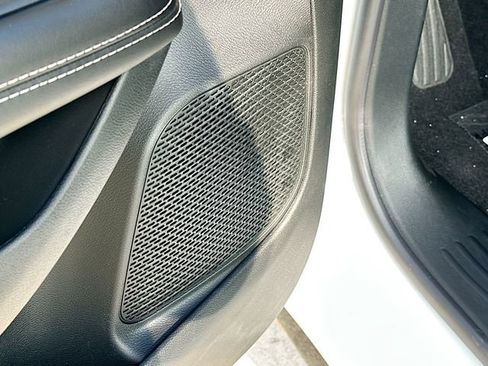 New 2026 Chrysler Pacifica Select image 18