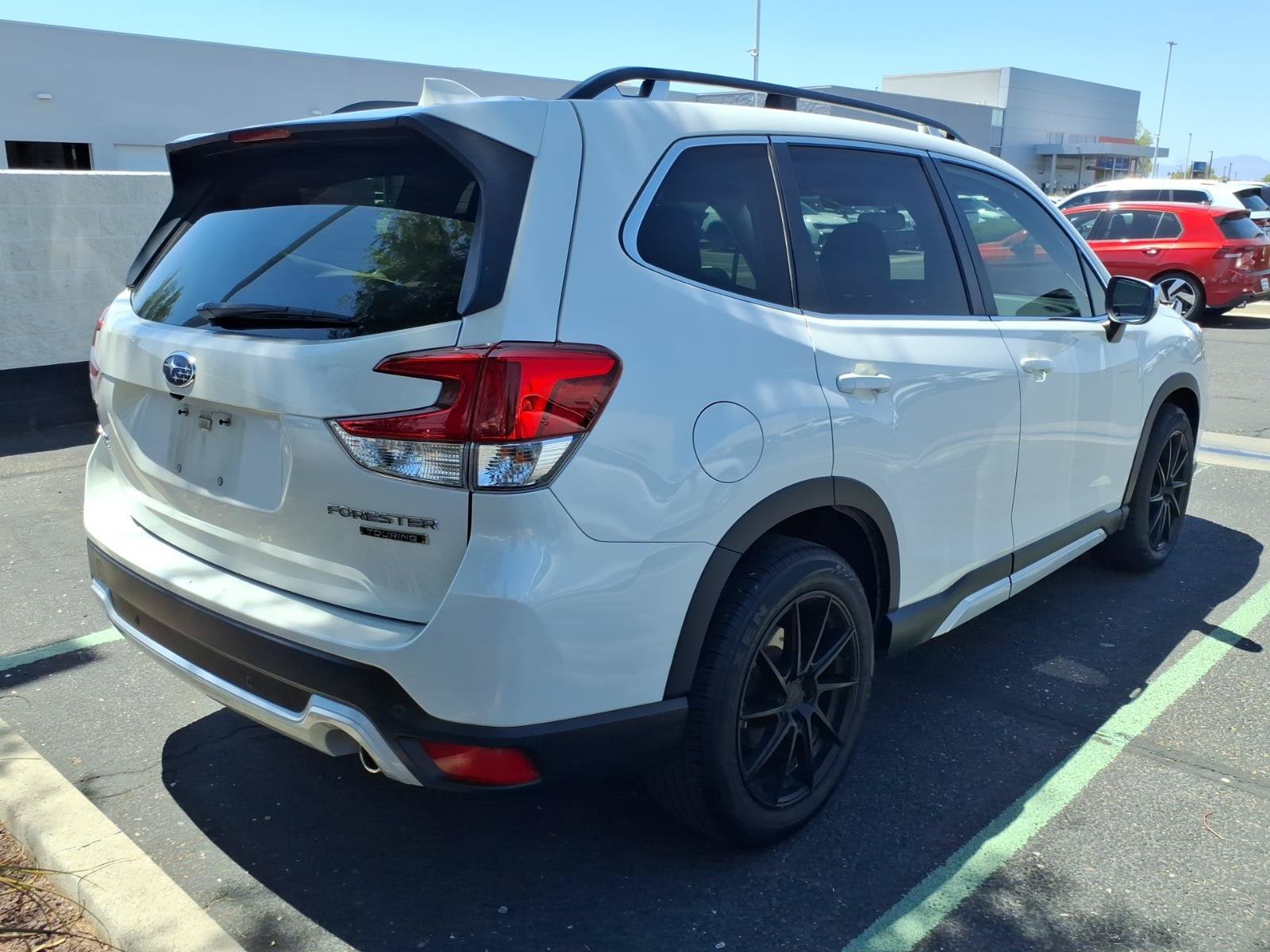 Used 2020 Subaru Forester Touring AWD/4WD image 3