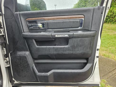 Used 2016 RAM 2500 Laramie AWD/4WD image 19