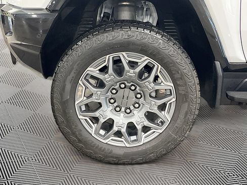 Used 2026 GMC Hummer EV SUV AWD/4WD image 10