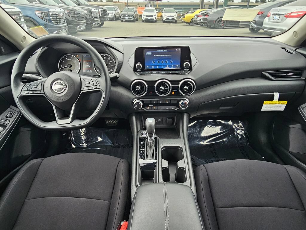 Used 2025 Nissan Sentra S FWD image 9