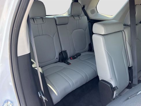 Certified 2023 Honda Pilot Elite image 33