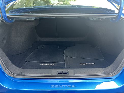 Used 2025 Nissan Sentra SV FWD image 30