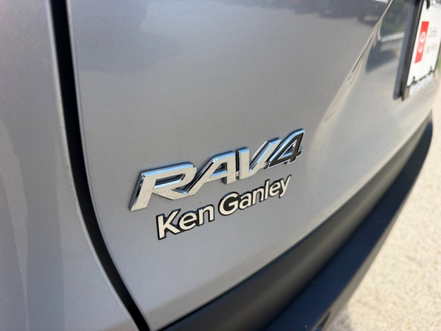 Certified 2025 Toyota RAV4 XLE AWD/4WD image 7