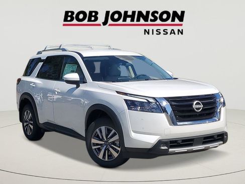 New 2025 Nissan Pathfinder SL AWD/4WD image 1