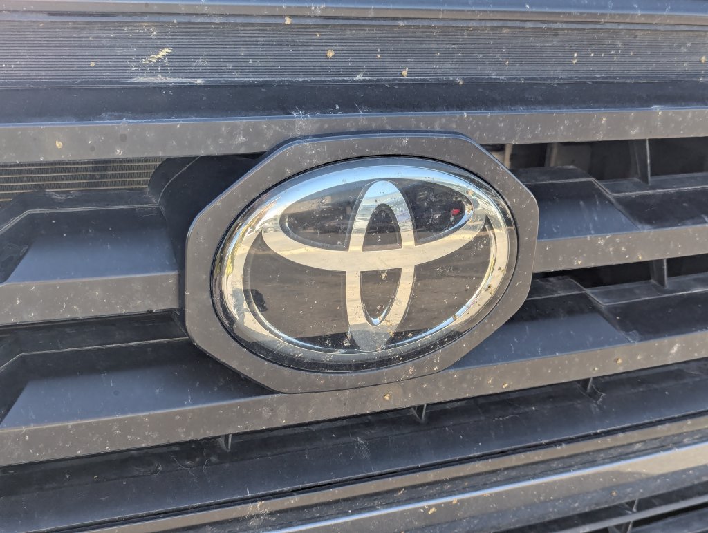 Used 2021 Toyota Tacoma SR AWD/4WD image 11