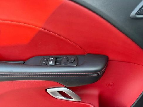 Used 2022 Dodge Challenger R/T Scat Pack RWD image 4