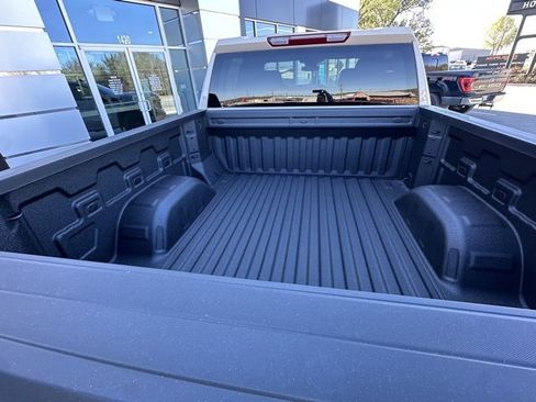New 2026 GMC Sierra 1500 Pro w/ Graphite Edition image 7