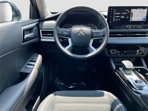 New 2025 Mitsubishi Outlander Trail Edition image 24