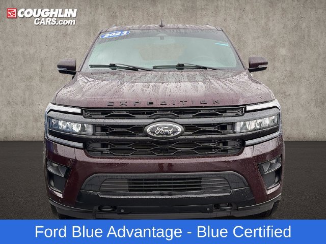 Used 2023 Ford Expedition Limited AWD/4WD image 3