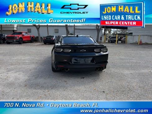 Used 2020 Chevrolet Camaro LT w/ RS Package image 9