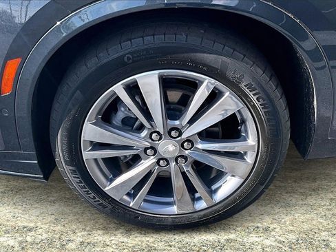 Used 2022 Cadillac XT6 Premium Luxury w/ Technology Package image 35