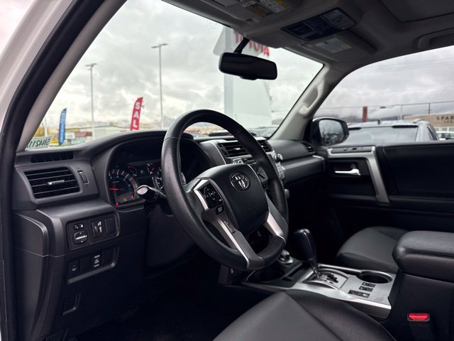 Used 2017 Toyota 4Runner SR5 Premium AWD/4WD image 12