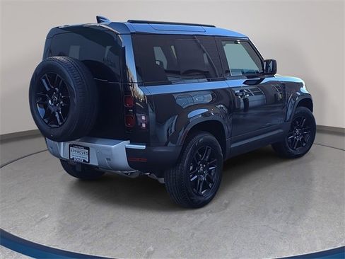 Used 2025 Land Rover Defender 90 S image 6