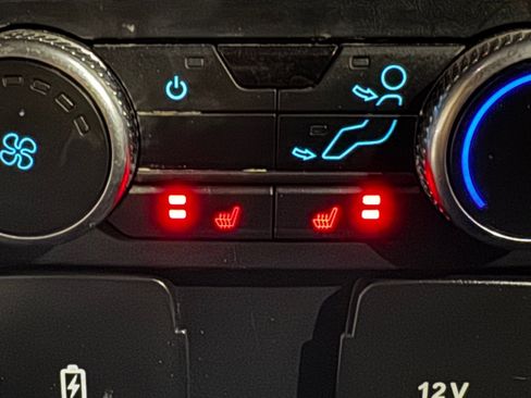 Used 2021 Ford Explorer Limited image 28