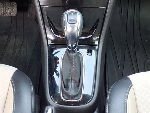 Used 2019 Buick Encore Sport Touring image 16