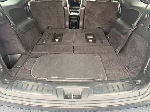 Used 2025 Dodge Durango GT AWD/4WD image 21
