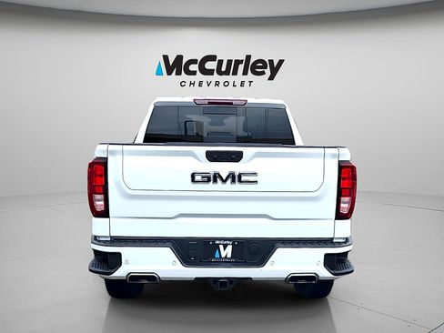 Used 2024 GMC Sierra 1500 Elevation w/ Elevation Premium Package AWD/4WD image 6