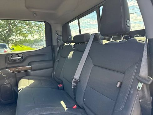 Used 2020 GMC Sierra 1500 SLE w/ SLE Value Package AWD/4WD image 6