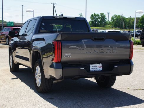 Used 2024 Toyota Tundra SR5 AWD/4WD image 14