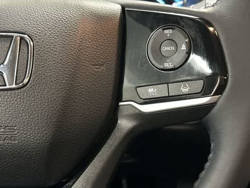 Certified 2023 Honda Odyssey Touring image 17