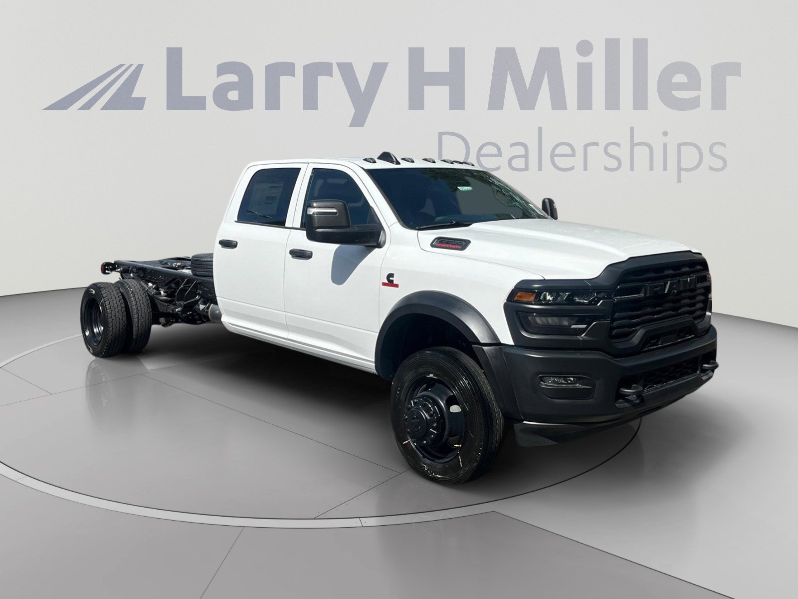 New 2026 RAM 5500 Tradesman AWD/4WD image 7
