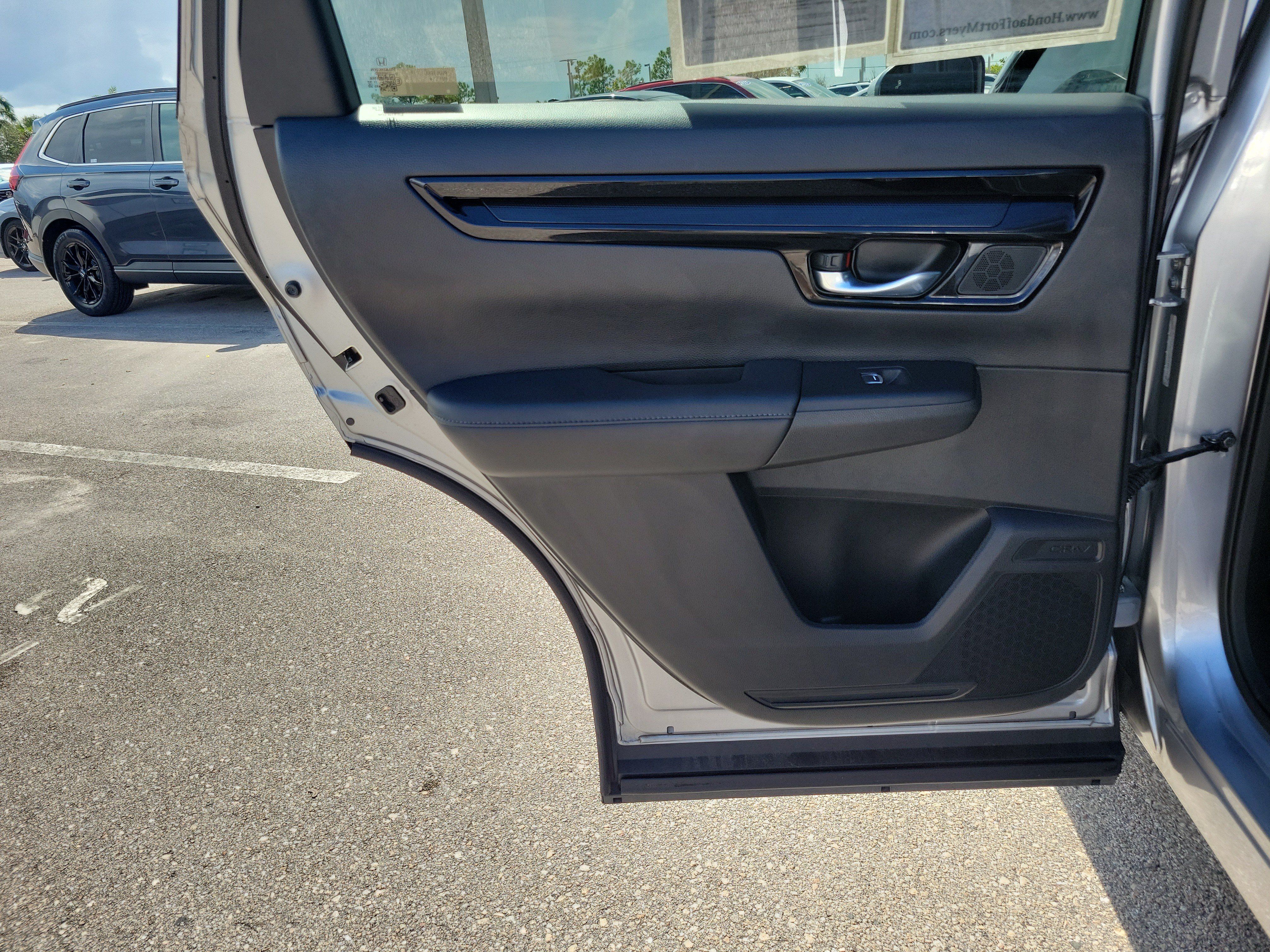 Used 2023 Honda CR-V EX-L image 14