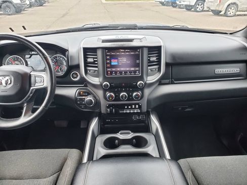 Used 2019 RAM 1500 Big Horn AWD/4WD image 14