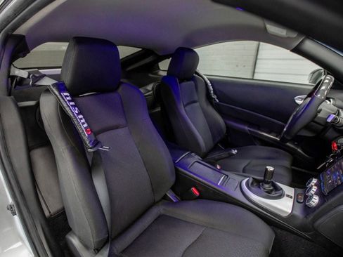 Used 2007 Nissan 350Z Touring w/ Cargo Convenience Pkg image 27