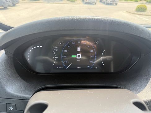 Used 2024 RAM ProMaster 3500 w/ Delivery Van Package image 28