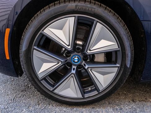 Used 2023 BMW i4 eDrive35 w/ Premium Package RWD image 27