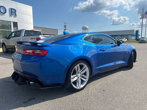 Used 2017 Chevrolet Camaro SS RWD image 14