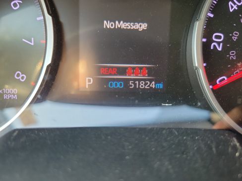 Used 2020 Toyota RAV4 LE FWD image 25